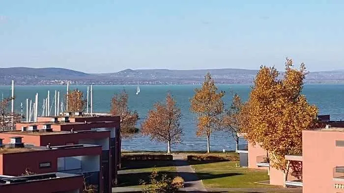 With Pool In 55233 Appartement