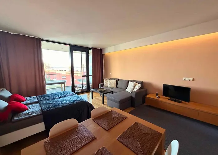 Appartement With Pool In 55233 *